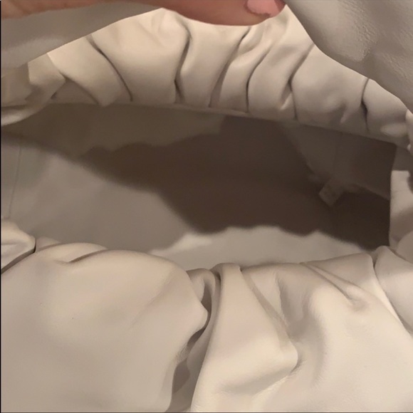 Bottega Veneta Shoulder Pouch - Picture 7 of 8